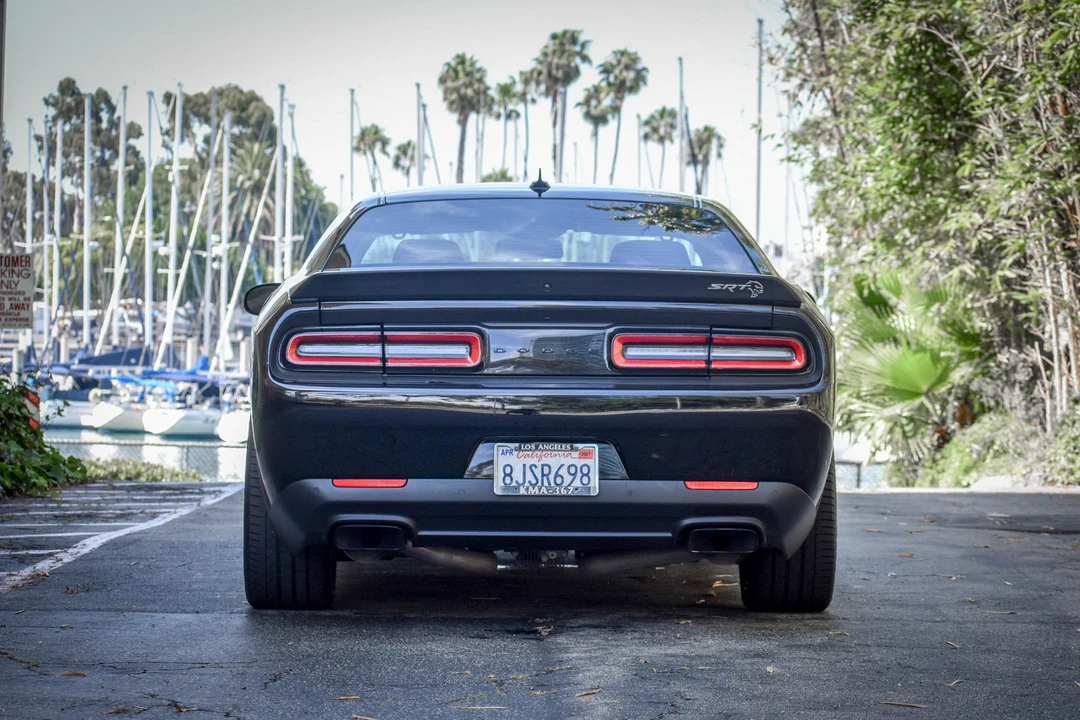 2017 Dodge Challenger SRT Hellcat 3rd Gen - Image 14 of 31