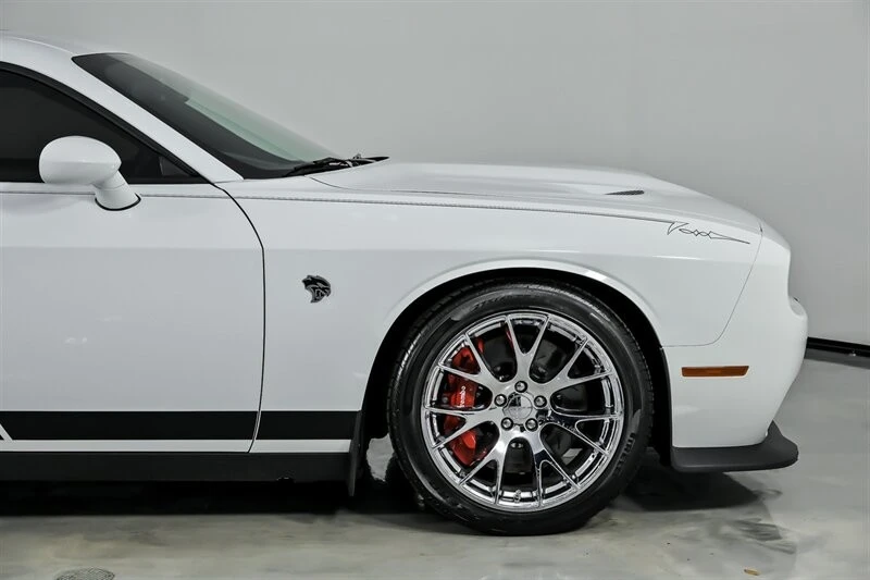 2017 Dodge Challenger SRT Hellcat 3rd Gen - Image 15 of 21
