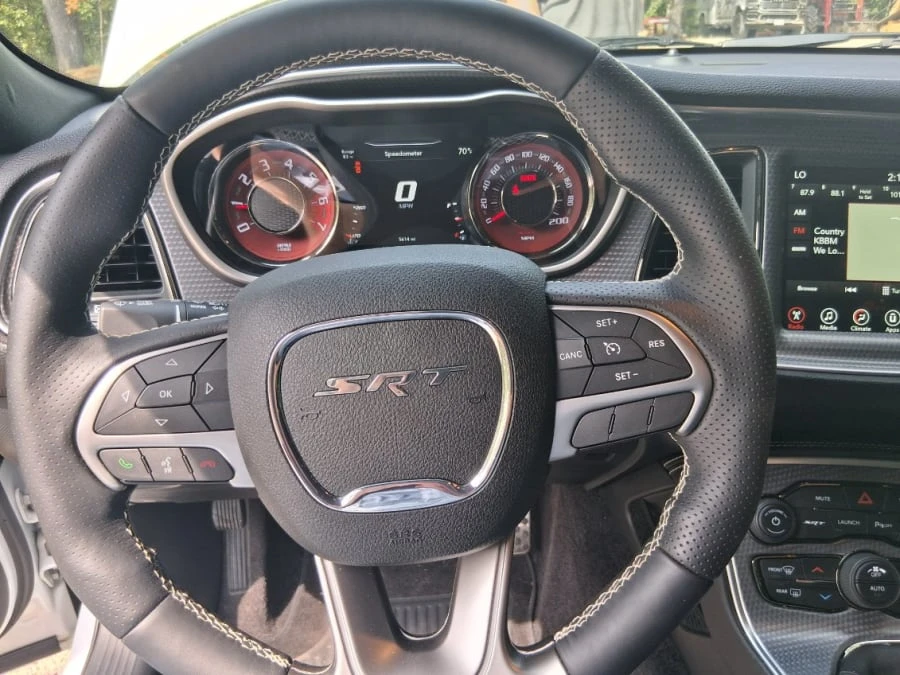 2017 Dodge Challenger SRT Hellcat 3rd Gen - Image 6 of 8