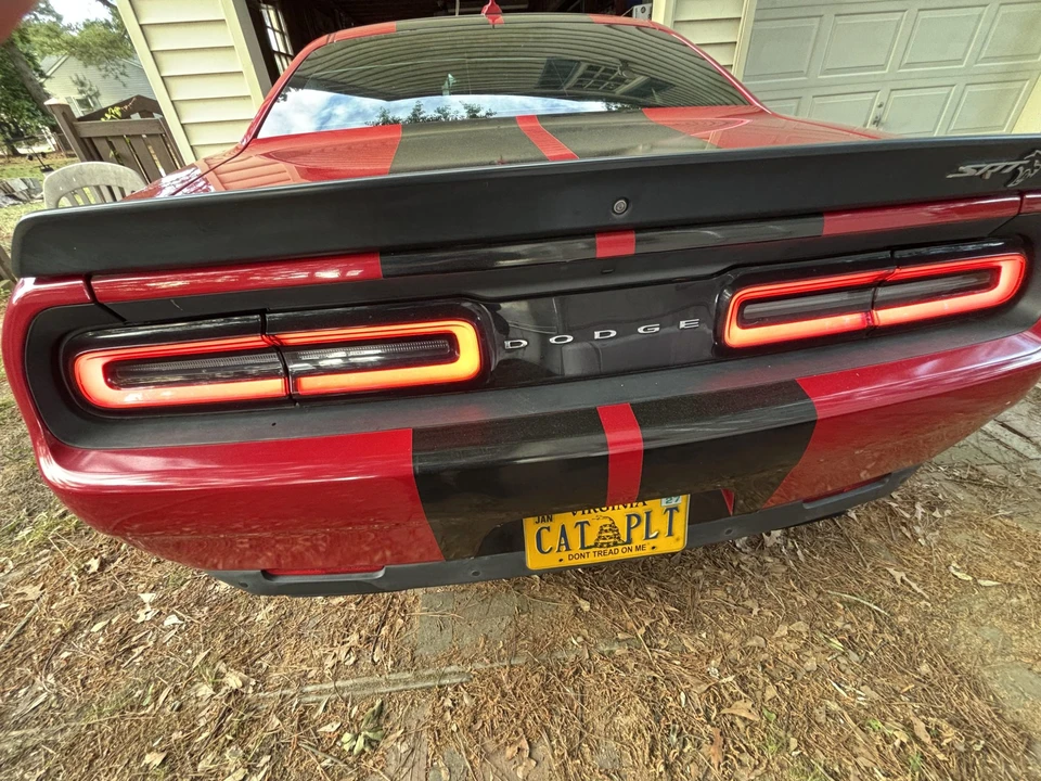 2017 Dodge Challenger SRT Hellcat 3rd Gen - Image 16 of 31
