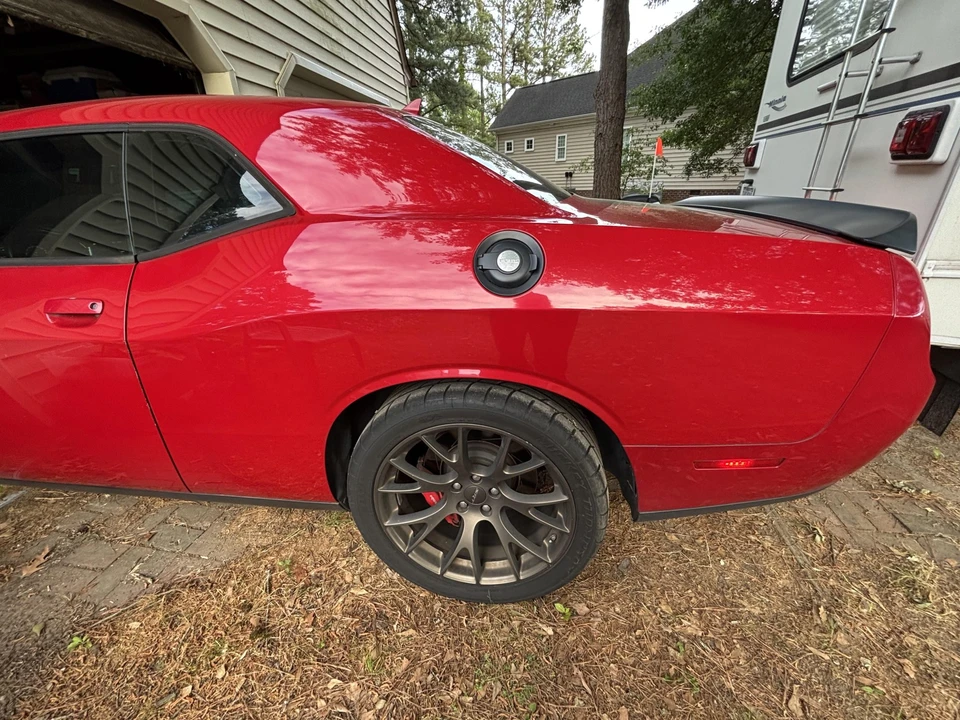 2017 Dodge Challenger SRT Hellcat 3rd Gen - Image 22 of 31