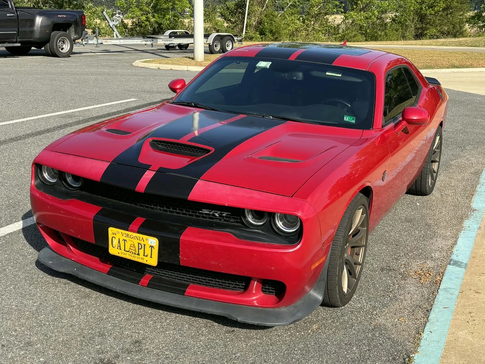 2017 Dodge Challenger SRT Hellcat 3rd Gen - Image 2 of 31