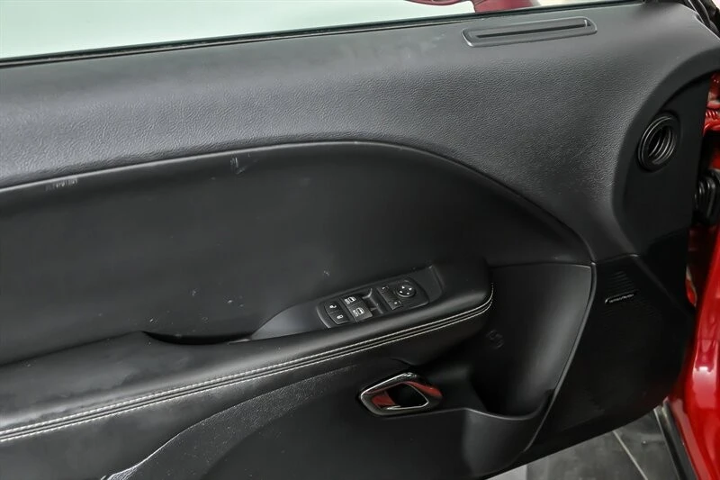 2017 Dodge Challenger SRT Hellcat 3rd Gen - Image 13 of 30