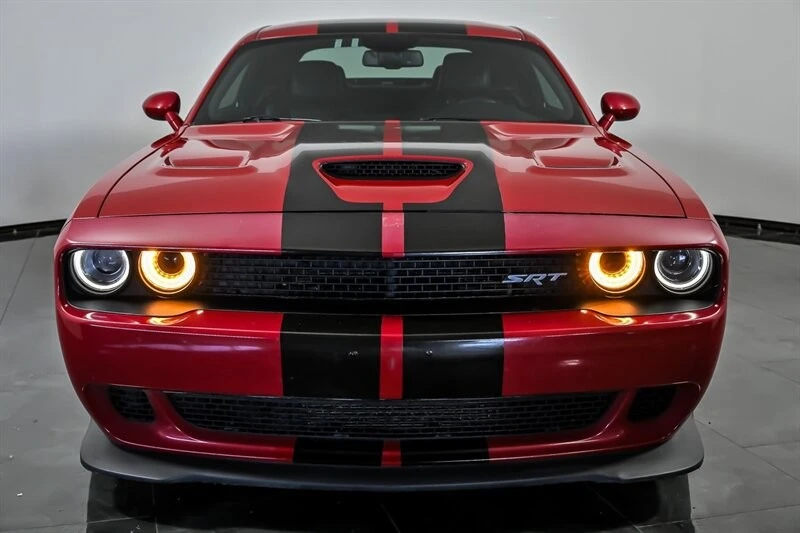 2017 Dodge Challenger SRT Hellcat 3rd Gen - Image 4 of 30