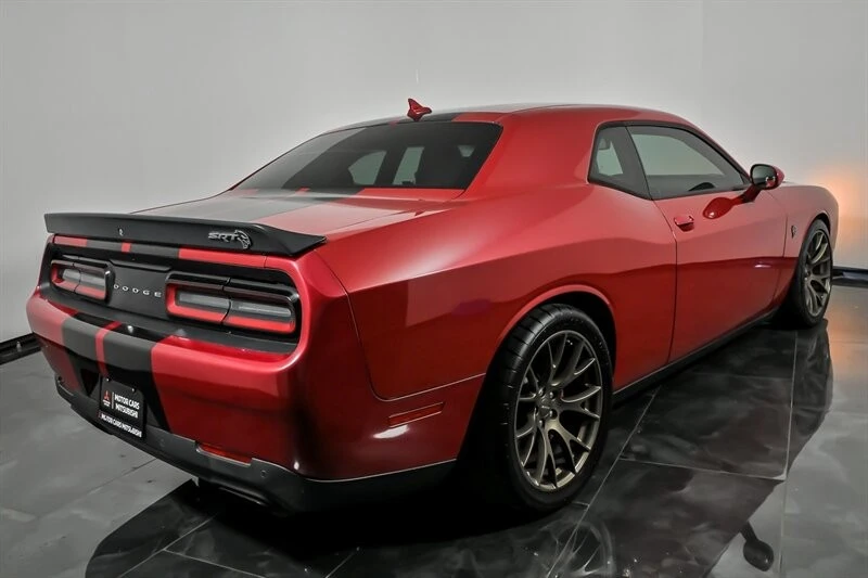2017 Dodge Challenger SRT Hellcat 3rd Gen - Image 9 of 30
