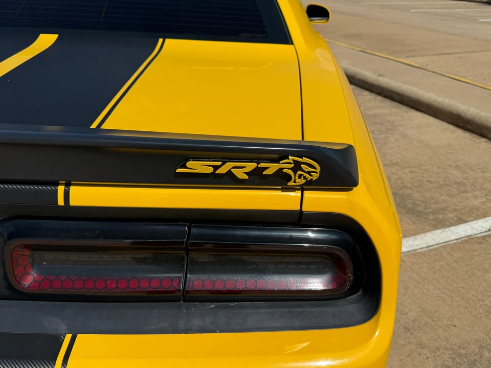 2017 Dodge Challenger SRT Hellcat 3rd Gen - Image 21 of 31