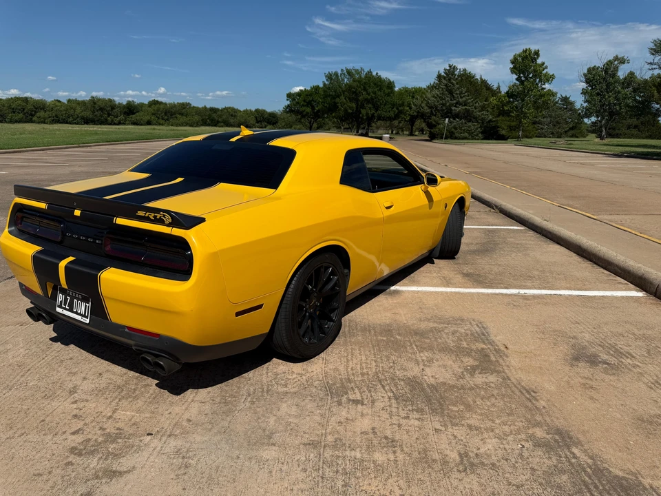 2017 Dodge Challenger SRT Hellcat 3rd Gen - Image 7 of 31