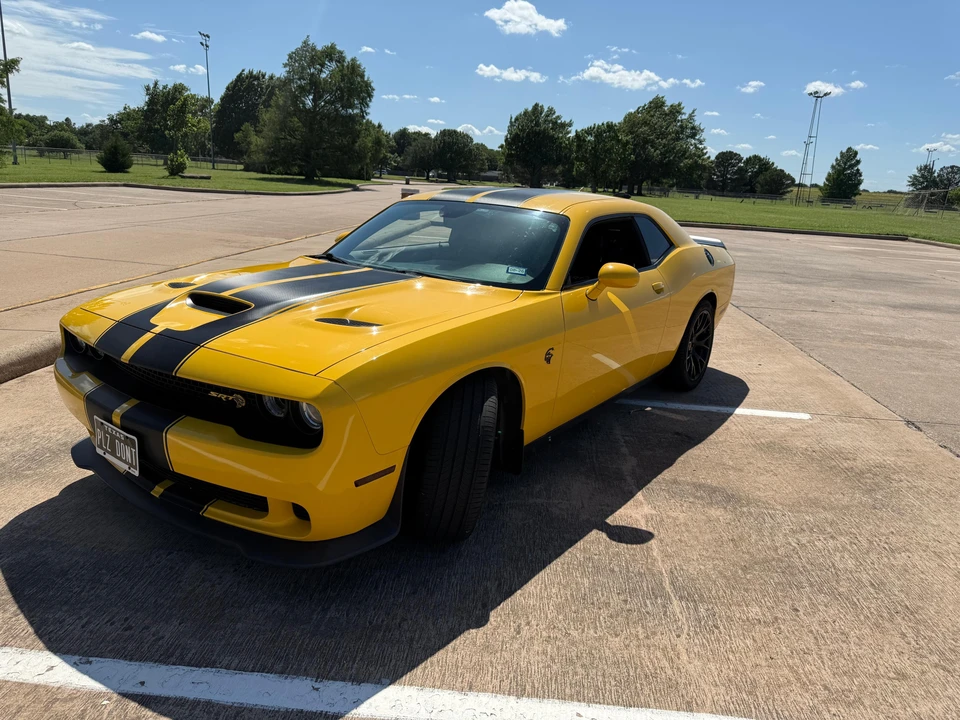 2017 Dodge Challenger SRT Hellcat 3rd Gen - Image 6 of 31