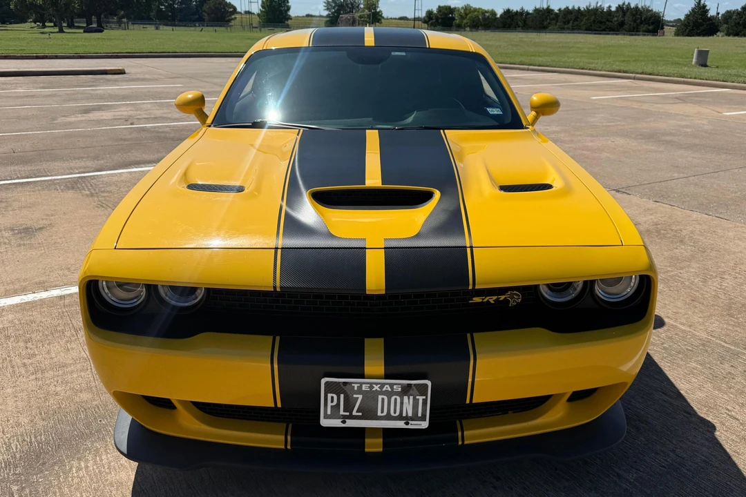 2017 Dodge Challenger SRT Hellcat 3rd Gen - Image 2 of 31