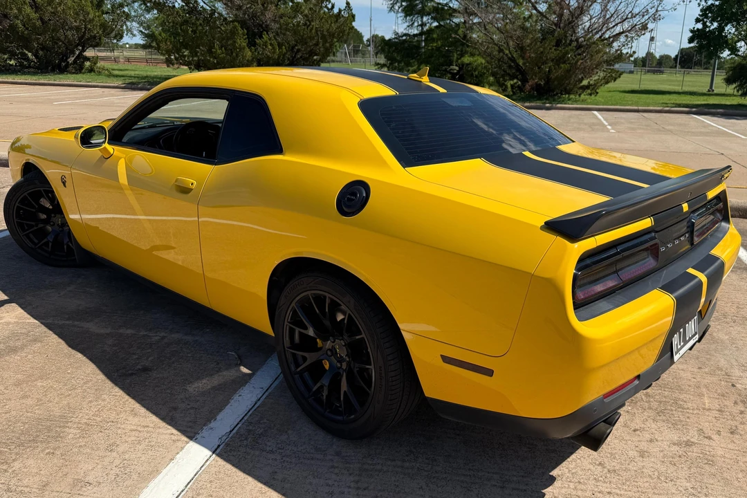 2017 Dodge Challenger SRT Hellcat 3rd Gen - Image 4 of 31