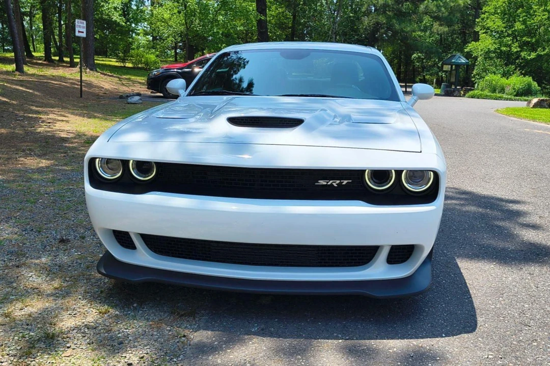 2017 Dodge Challenger SRT Hellcat 3rd Gen - Image 12 of 31