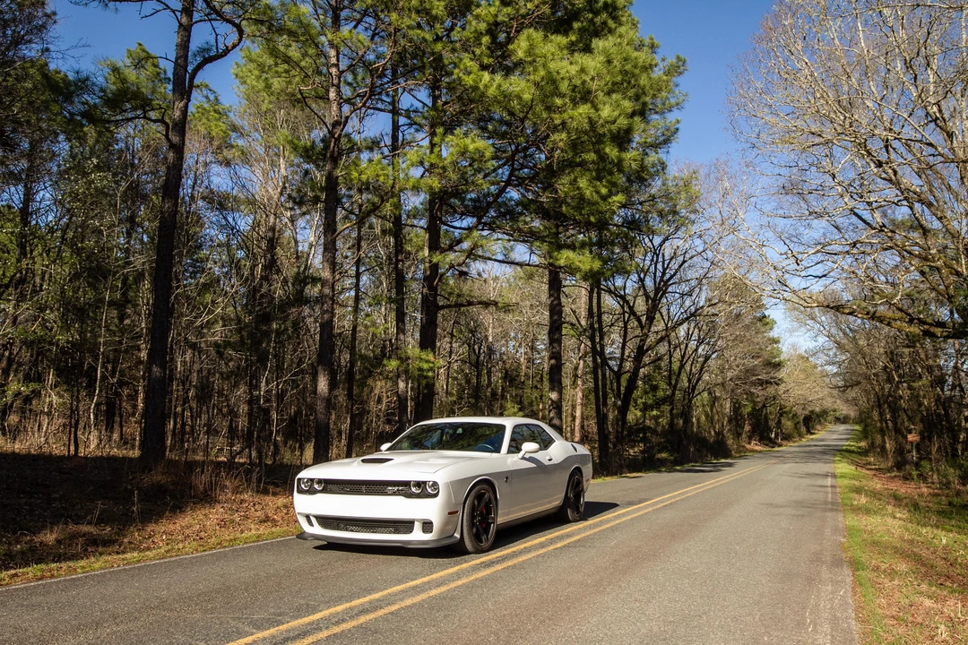 2017 Dodge Challenger SRT Hellcat 3rd Gen - Image 6 of 31