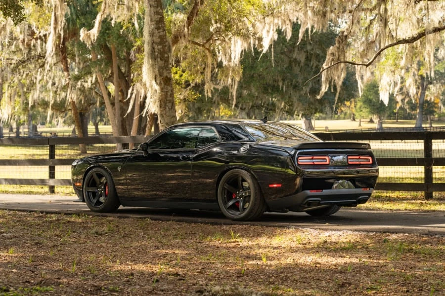 2017 Dodge Challenger SRT Hellcat 3rd Gen - Image 18 of 31