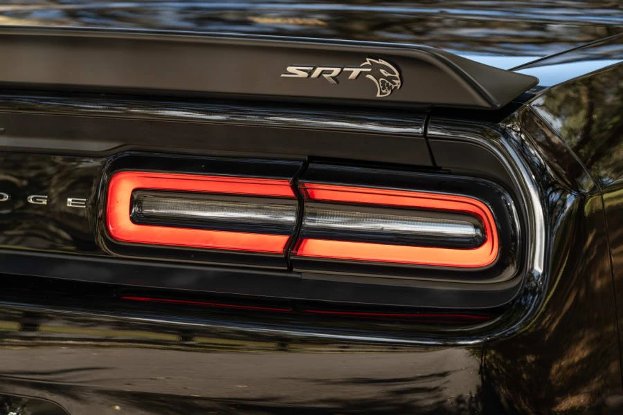 2017 Dodge Challenger SRT Hellcat 3rd Gen - Image 10 of 31