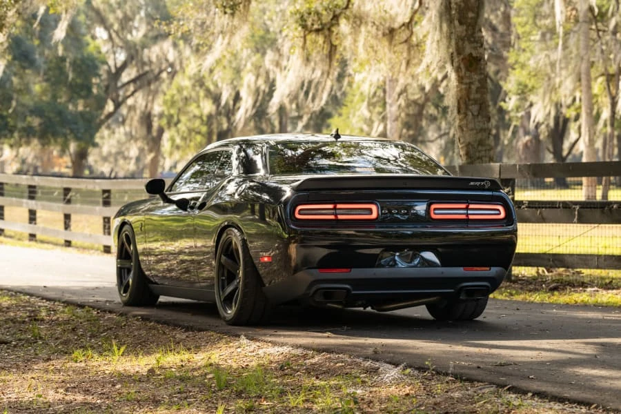 2017 Dodge Challenger SRT Hellcat 3rd Gen - Image 21 of 31