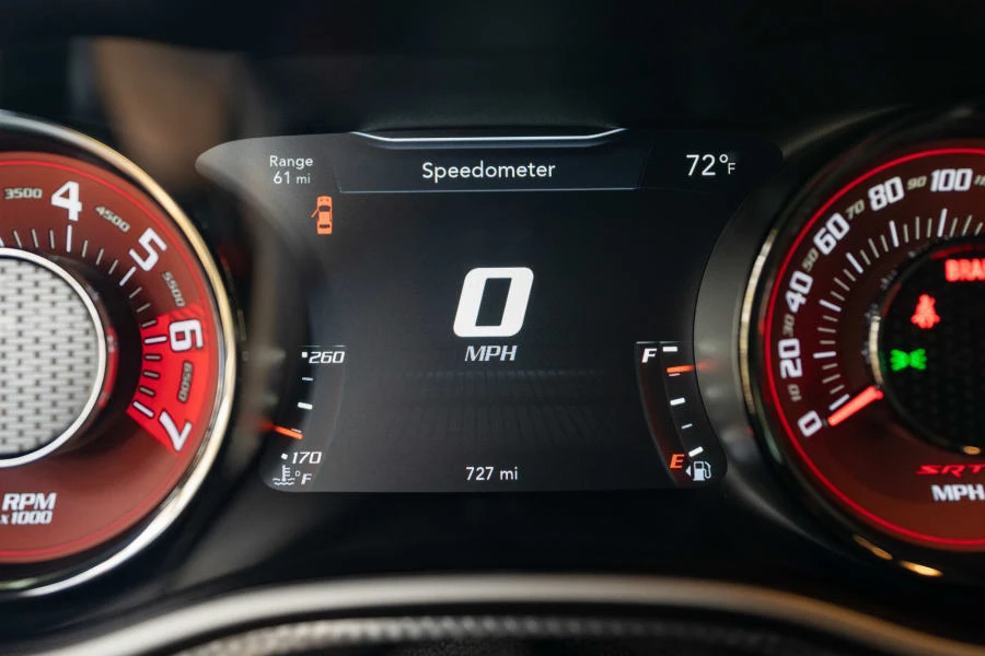 2017 Dodge Challenger SRT Hellcat 3rd Gen - Image 26 of 31