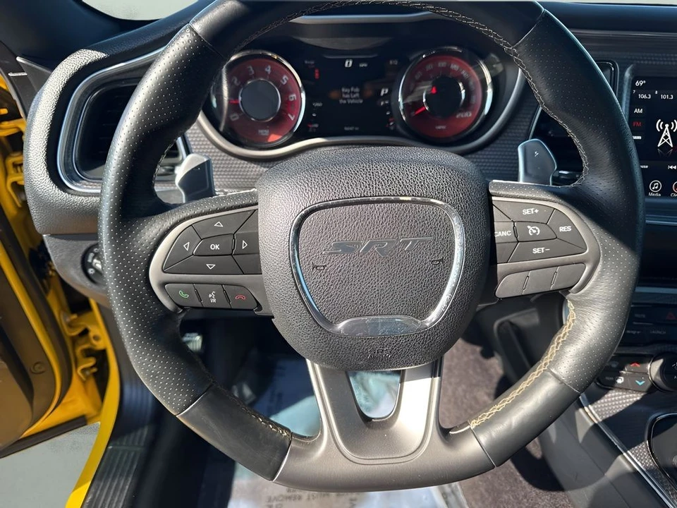 2017 Dodge Challenger SRT Hellcat 3rd Gen - Image 13 of 31