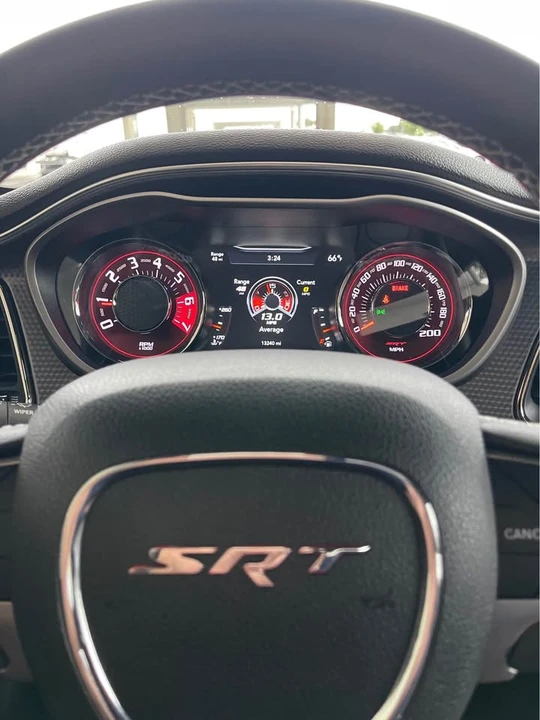2017 Dodge Challenger SRT Hellcat 3rd Gen - Image 4 of 7