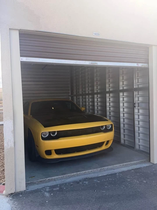 2017 Dodge Challenger SRT Hellcat 3rd Gen - Image 3 of 8