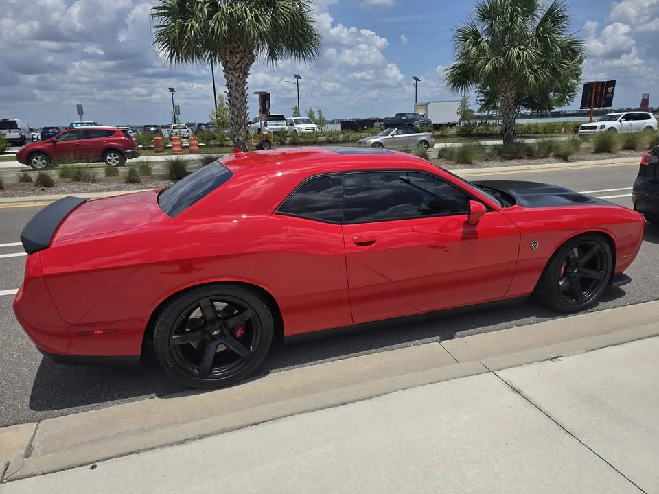 2017 Dodge Challenger SRT Hellcat 3rd Gen - Image 5 of 12