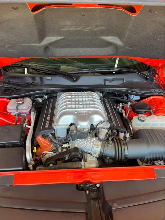 2017 Dodge Challenger SRT Hellcat 3rd Gen - Image 5 of 10