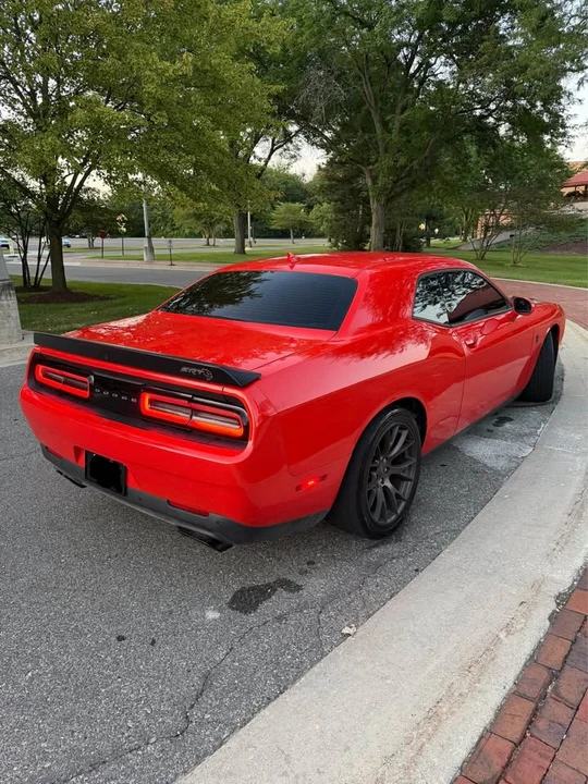 2017 Dodge Challenger SRT Hellcat 3rd Gen - Image 4 of 11