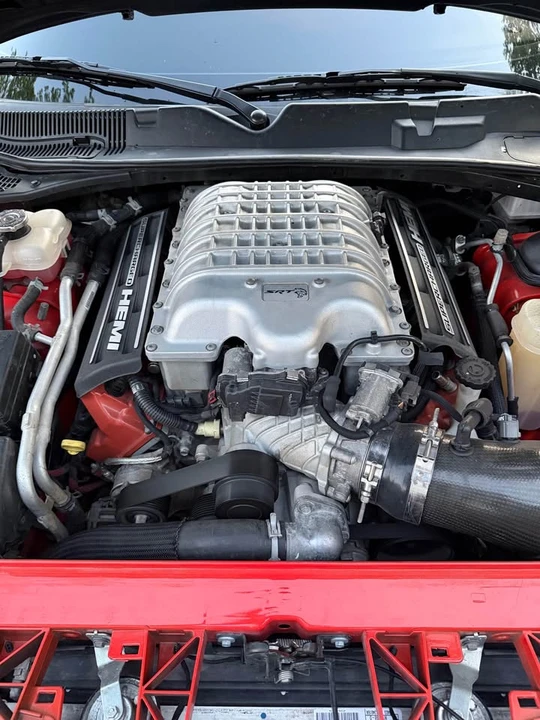 2017 Dodge Challenger SRT Hellcat 3rd Gen - Image 10 of 11