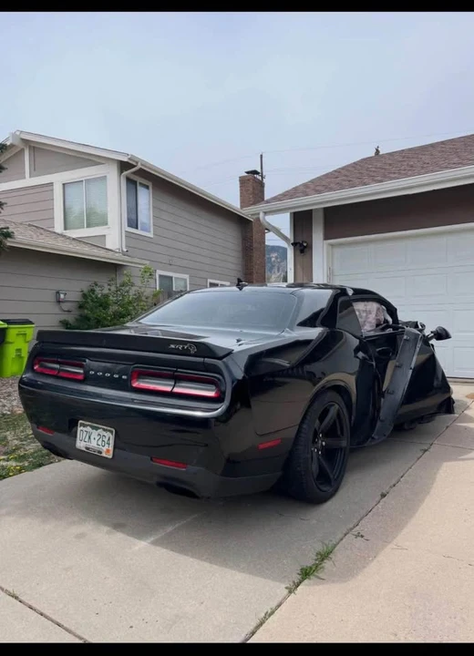 2017 Dodge Challenger SRT Hellcat 3rd Gen - Image 9 of 10