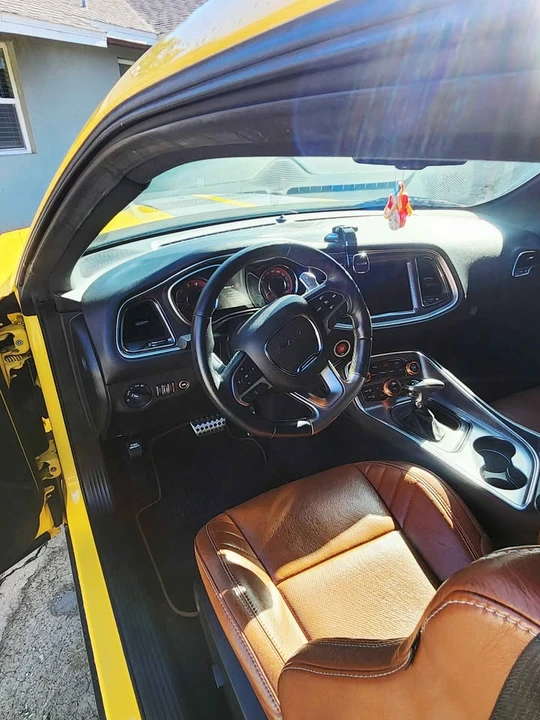 2017 Dodge Challenger SRT Hellcat 3rd Gen - Image 14 of 19