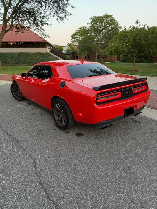 2017 Dodge Challenger SRT Hellcat 3rd Gen - Image 6 of 11