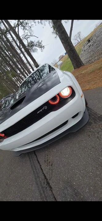 2017 Dodge Challenger SRT Hellcat 3rd Gen - Image 3 of 6