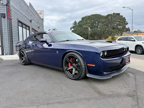 2017 Dodge Challenger SRT Hellcat Coupe 2D
