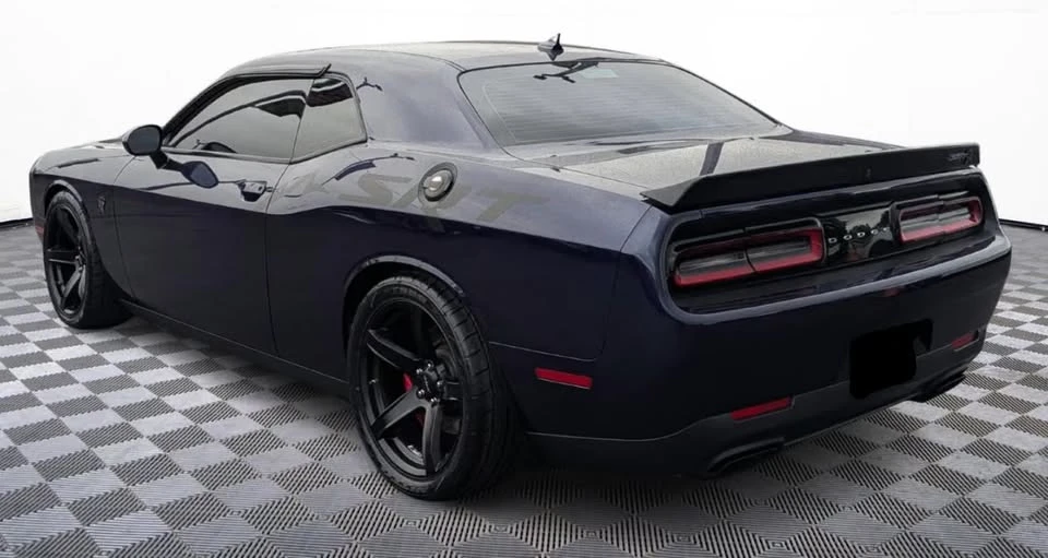 2017 Dodge Challenger SRT Hellcat 3rd Gen - Image 3 of 8