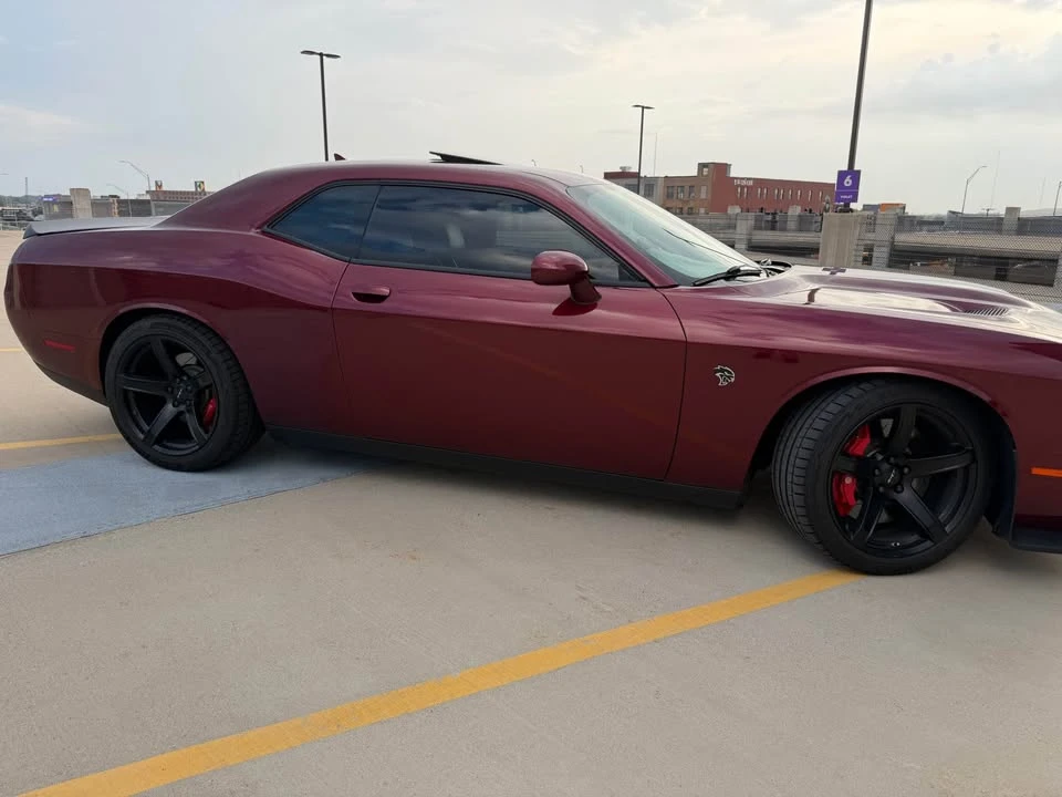 2017 Dodge Challenger SRT Hellcat 3rd Gen - Image 7 of 9