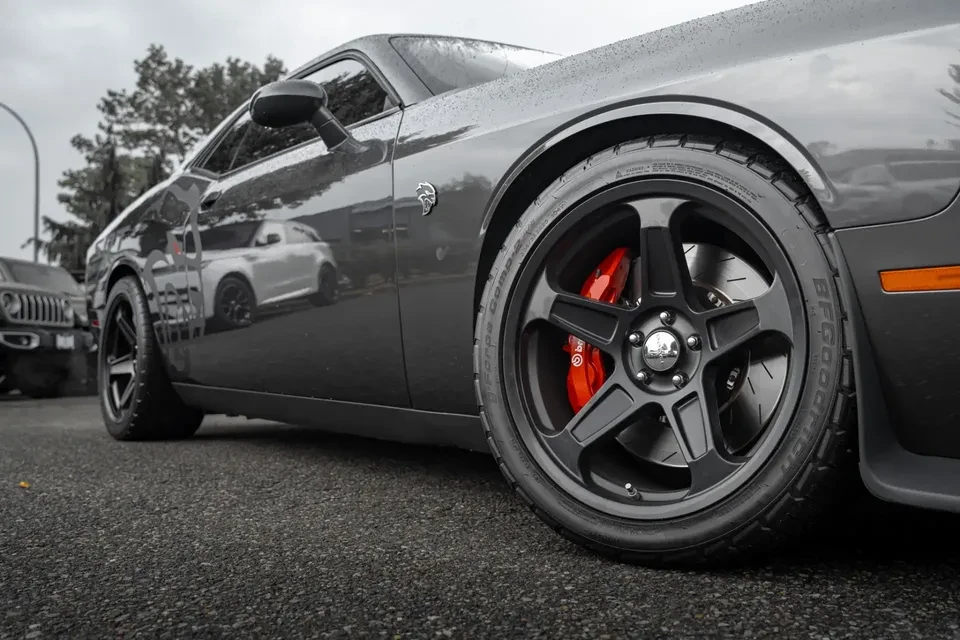 2017 Dodge Challenger SRT Hellcat 3rd Gen - Image 2 of 8