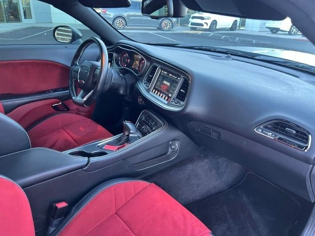 2017 Dodge Challenger SRT Hellcat 3rd Gen - Image 16 of 19