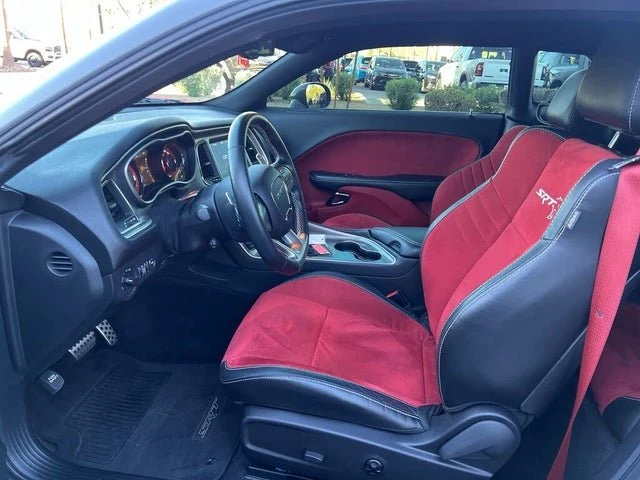 2017 Dodge Challenger SRT Hellcat 3rd Gen - Image 17 of 18