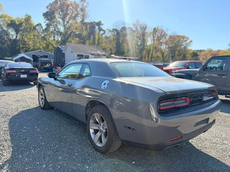 2017 Dodge Challenger SRT Hellcat 3rd Gen - Image 4 of 8