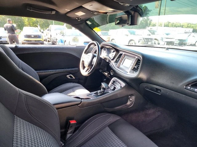 2017 Dodge Challenger 3rd Gen - Image 10 of 19