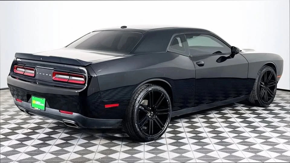 2017 Dodge Challenger 3rd Gen - Image 6 of 20