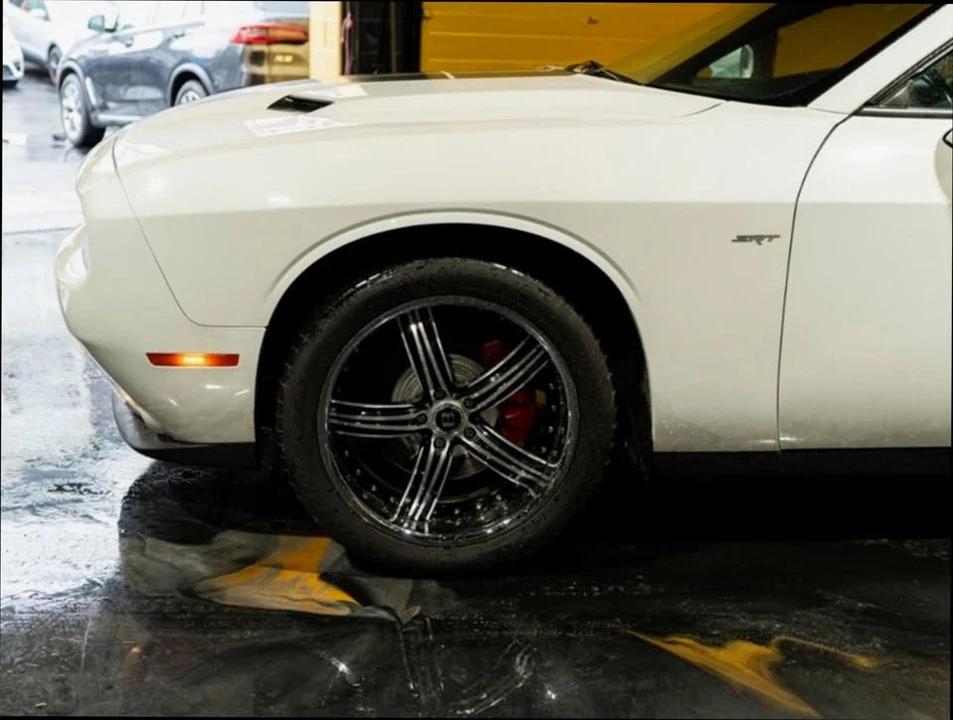 2017 Dodge Challenger 3rd Gen - Image 16 of 20