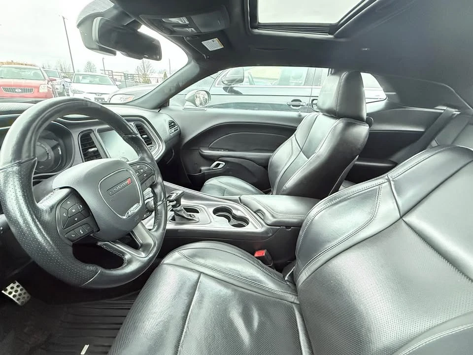 2017 Dodge Challenger 3rd Gen - Image 5 of 6