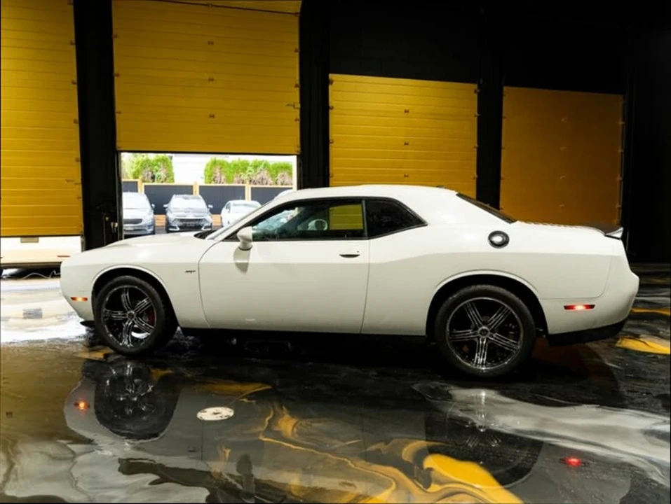 2017 Dodge Challenger 3rd Gen - Image 15 of 20
