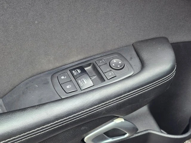 2017 Dodge Challenger 3rd Gen - Image 15 of 20