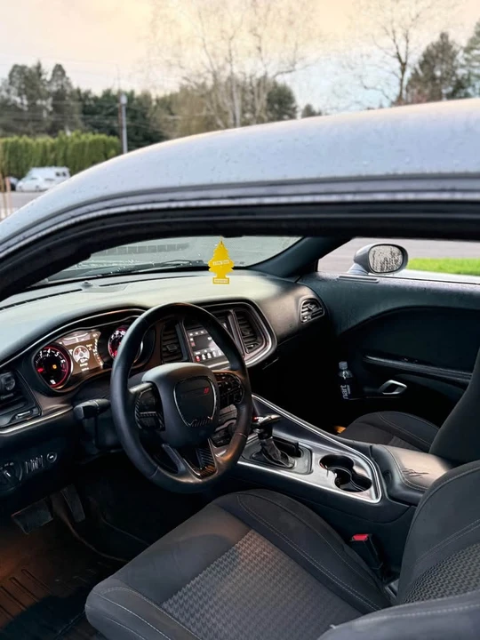 2017 Dodge Challenger 3rd Gen - Image 8 of 13