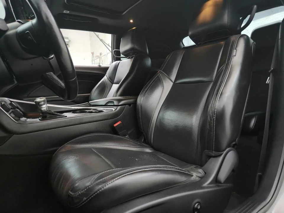 2017 Dodge Challenger 3rd Gen - Image 26 of 31