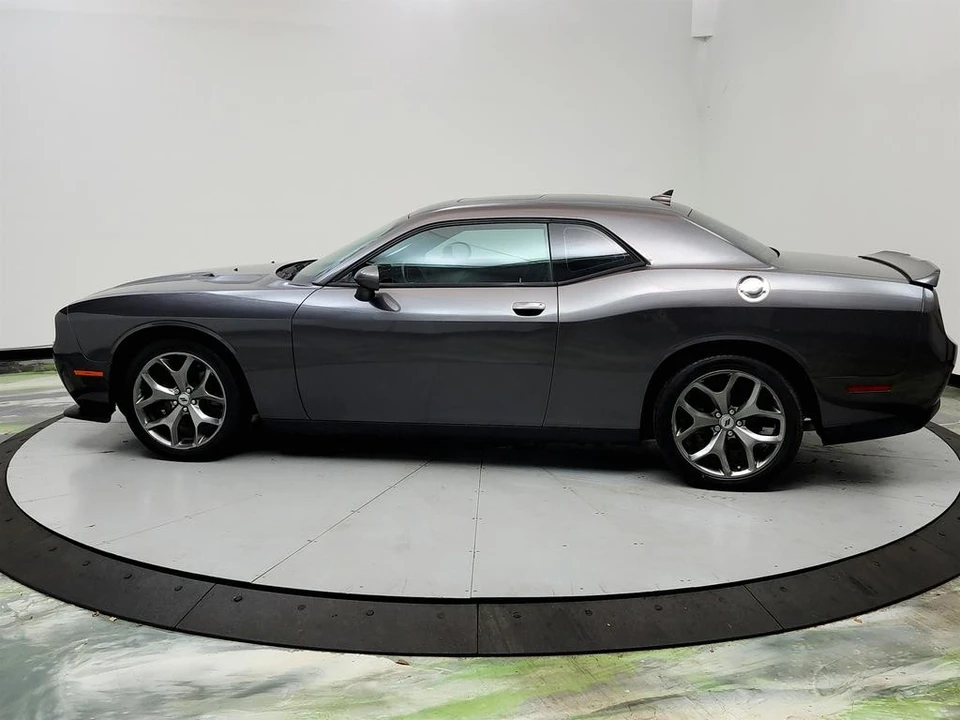 2017 Dodge Challenger 3rd Gen - Image 8 of 21