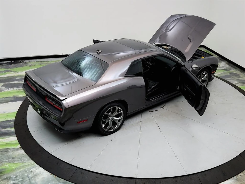 2017 Dodge Challenger 3rd Gen - Image 19 of 21