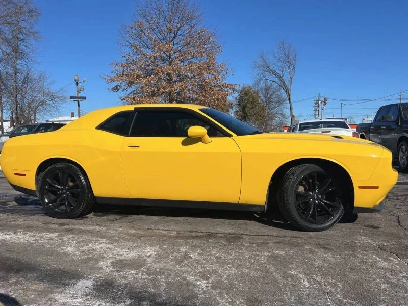 2017 Dodge Challenger 3rd Gen - Image 9 of 12