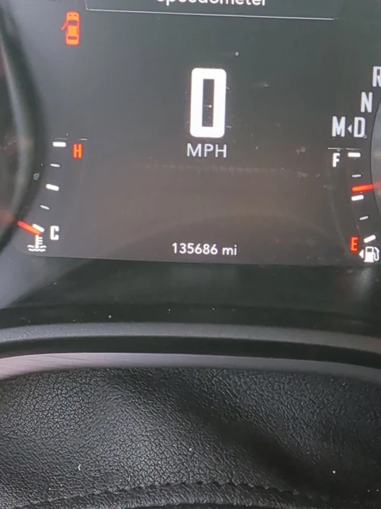 2017 Dodge Challenger 3rd Gen - Image 5 of 5